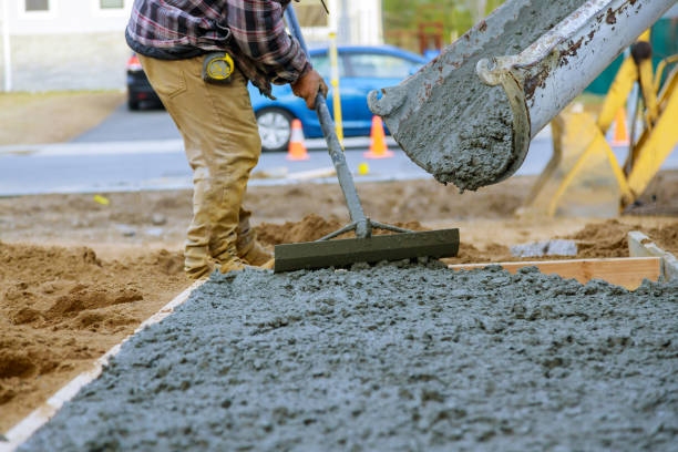 Best Concrete Patio Contractor  in Booneville, MS